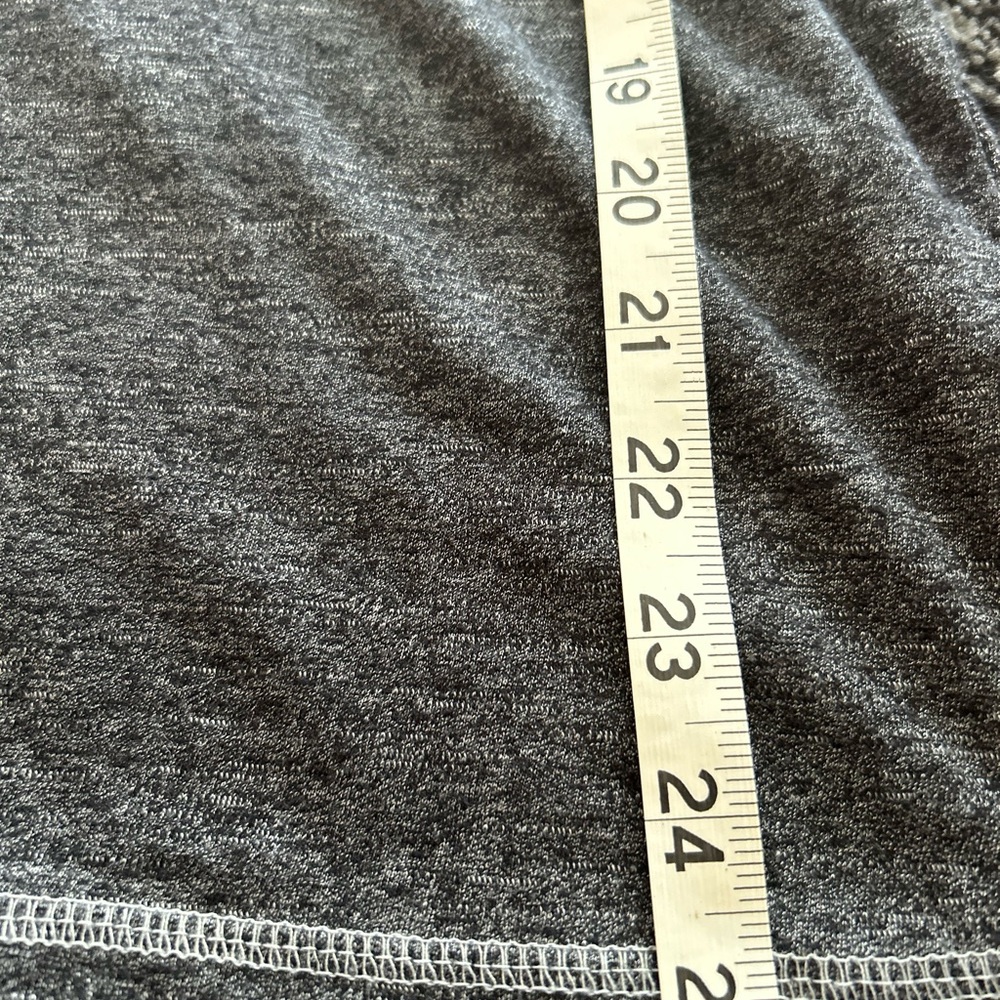 ** Men Hurley by Buckle - Grey LS 🔥🔥. Grey and lightweight. Sz small! - Picture 8 of 9
